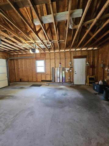 9 Commodore Drive Sanford ME 04073