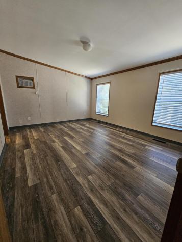 9 Commodore Drive Sanford ME 04073