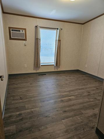 9 Commodore Drive Sanford ME 04073