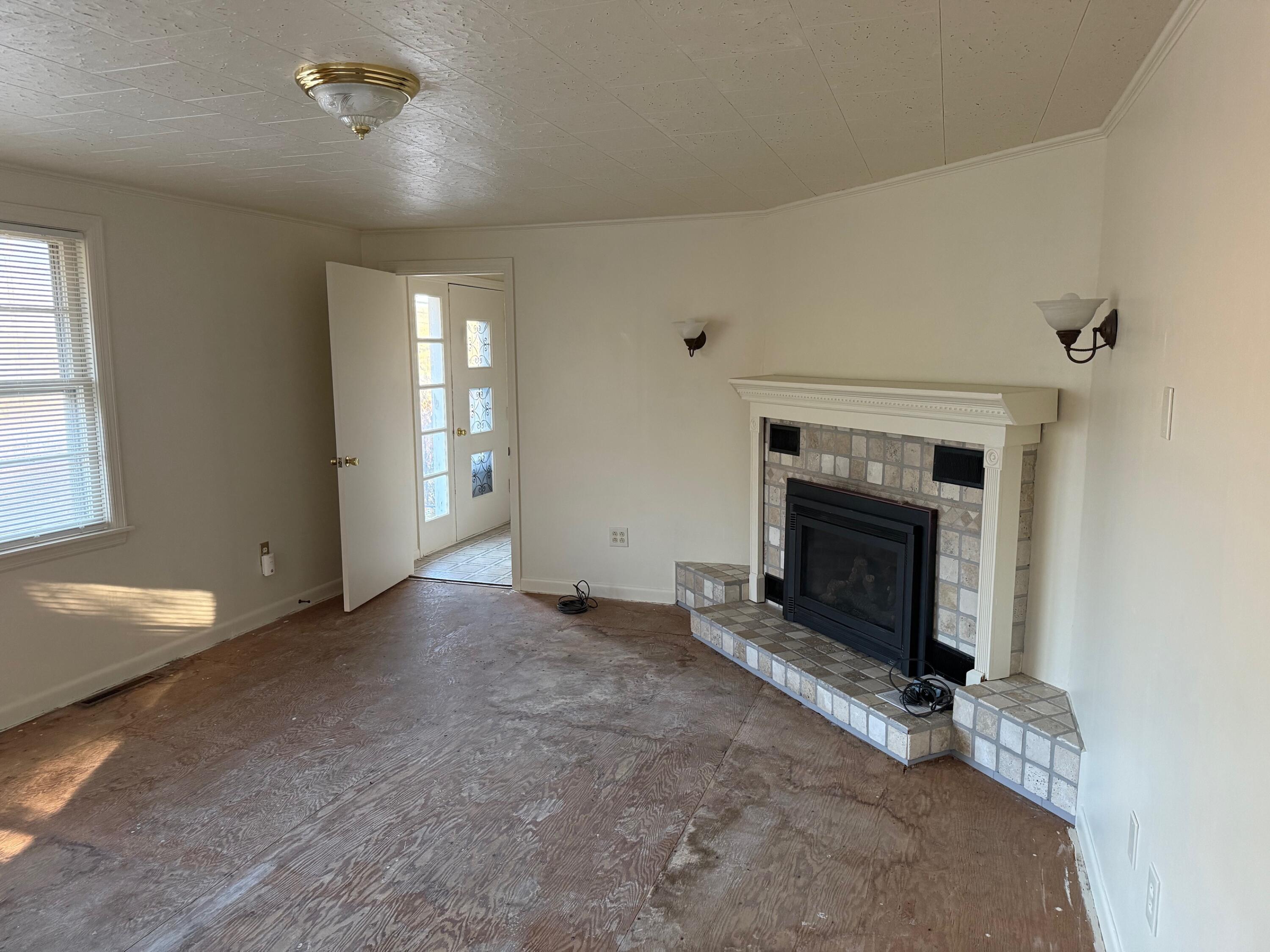 456 Water Street Ellsworth ME 04605