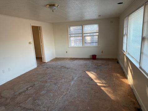 456 Water Street Ellsworth ME 04605