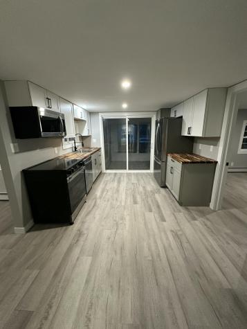 10 Vafiades Avenue Avenue Hermon ME 04401