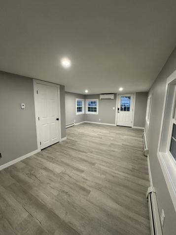 10 Vafiades Avenue Avenue Hermon ME 04401