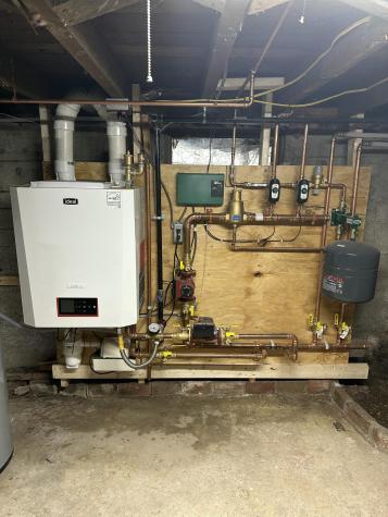 10 Vafiades Avenue Avenue Hermon ME 04401