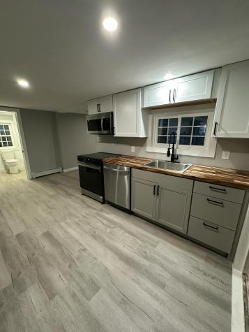 10 Vafiades Avenue Avenue Hermon ME 04401