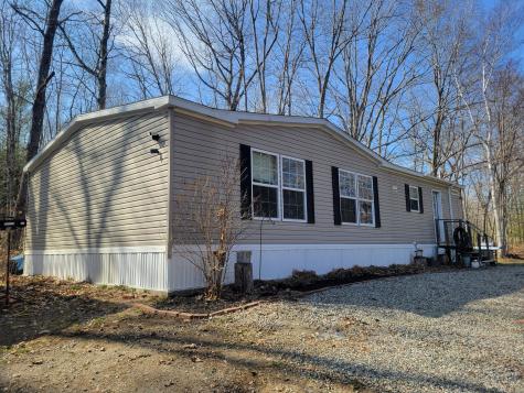 12 Breezy Lane China ME 04358