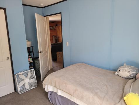 12 Breezy Lane China ME 04358