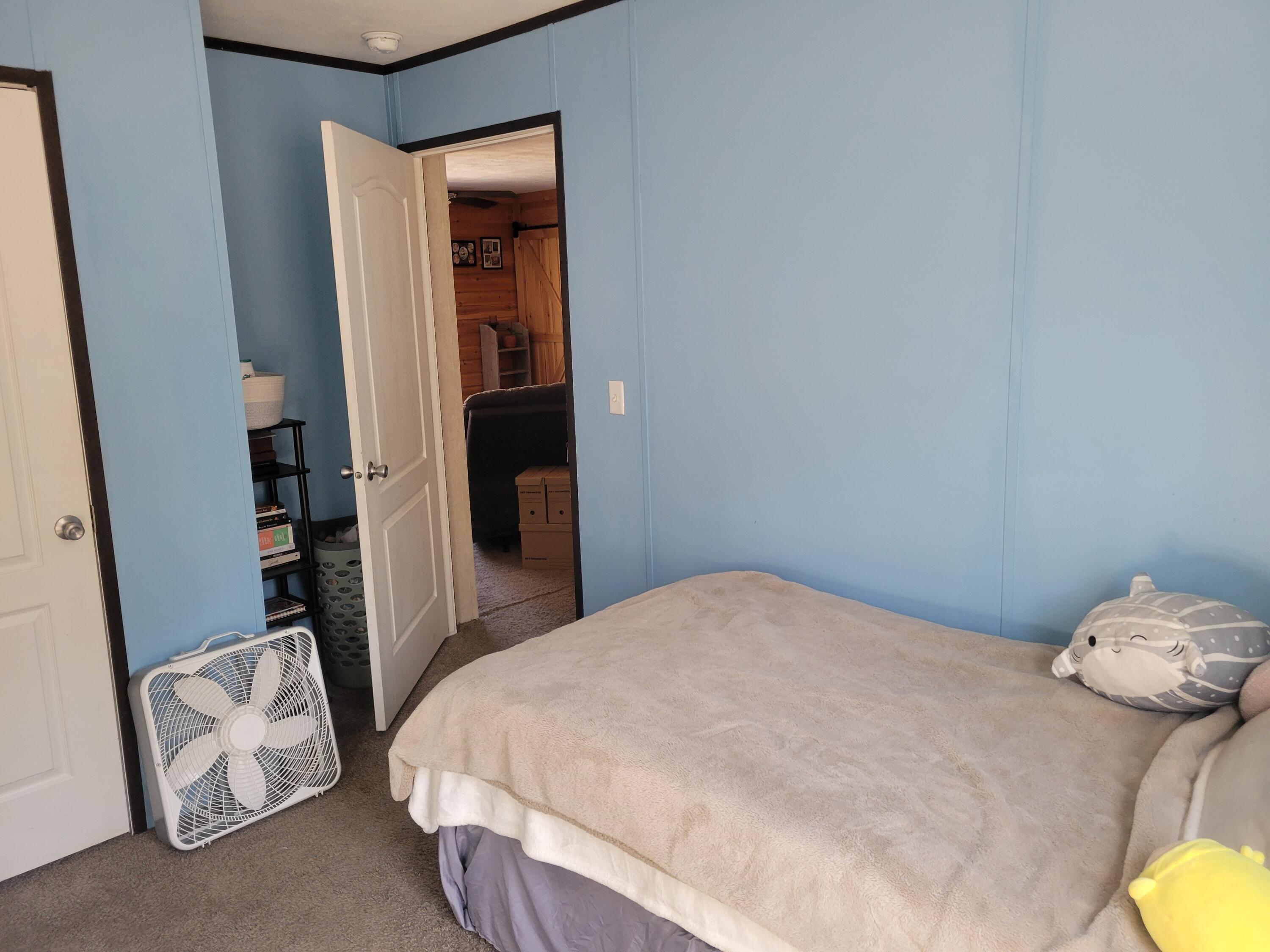 12 Breezy Lane China ME 04358