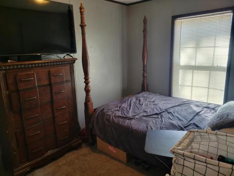 12 Breezy Lane China ME 04358