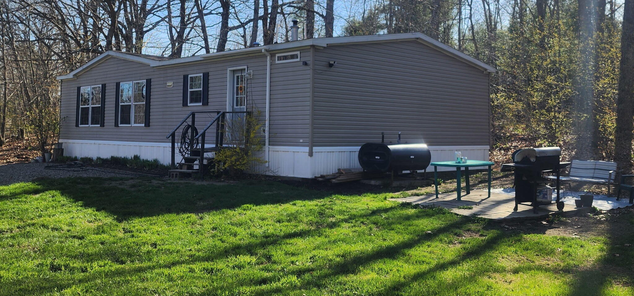 12 Breezy Lane China ME 04358