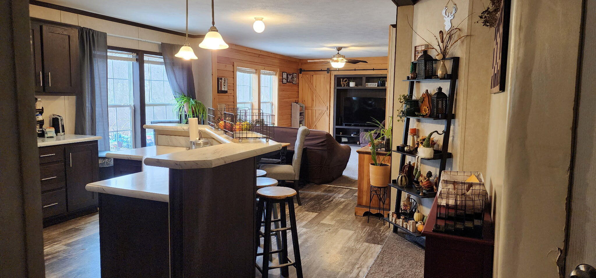 12 Breezy Lane China ME 04358