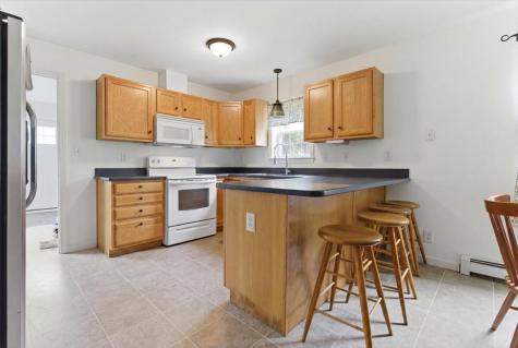 37 Palmer Road Pittston ME 04345