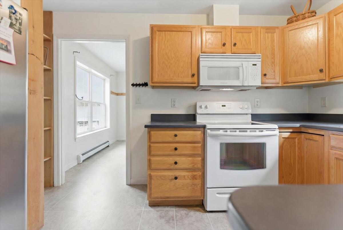 37 Palmer Road Pittston ME 04345