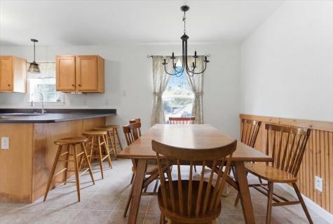 37 Palmer Road Pittston ME 04345