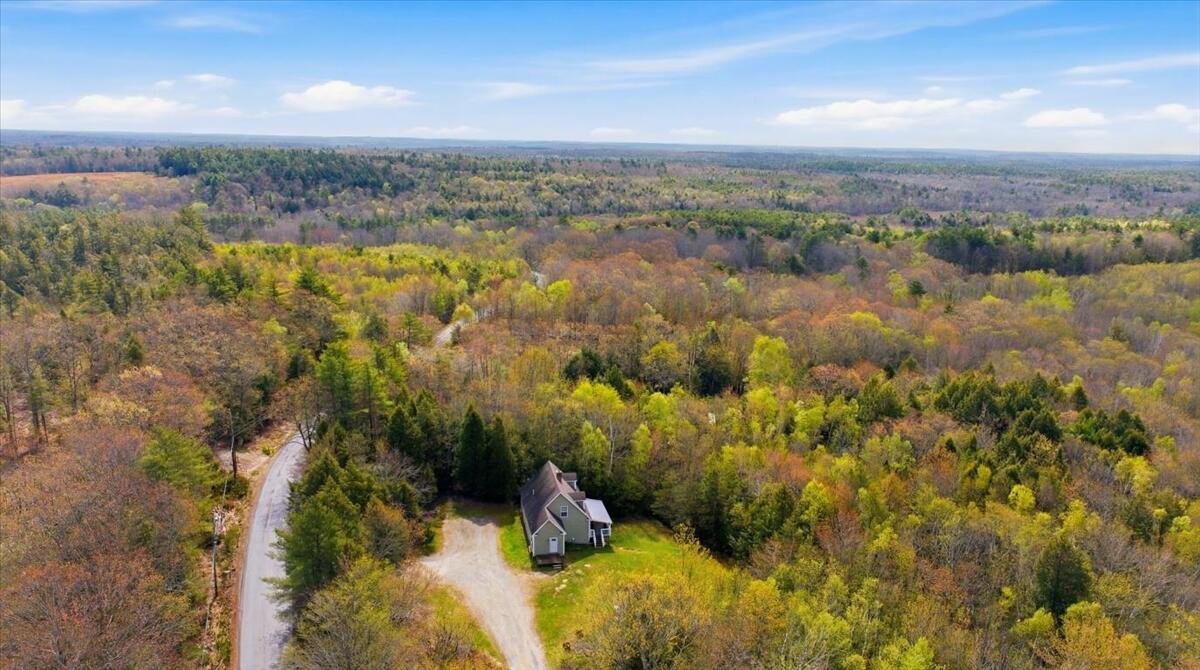 37 Palmer Road Pittston ME 04345