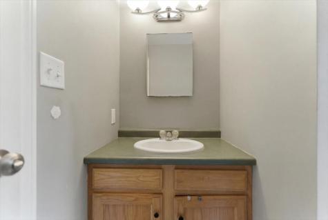 37 Palmer Road Pittston ME 04345