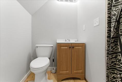 37 Palmer Road Pittston ME 04345