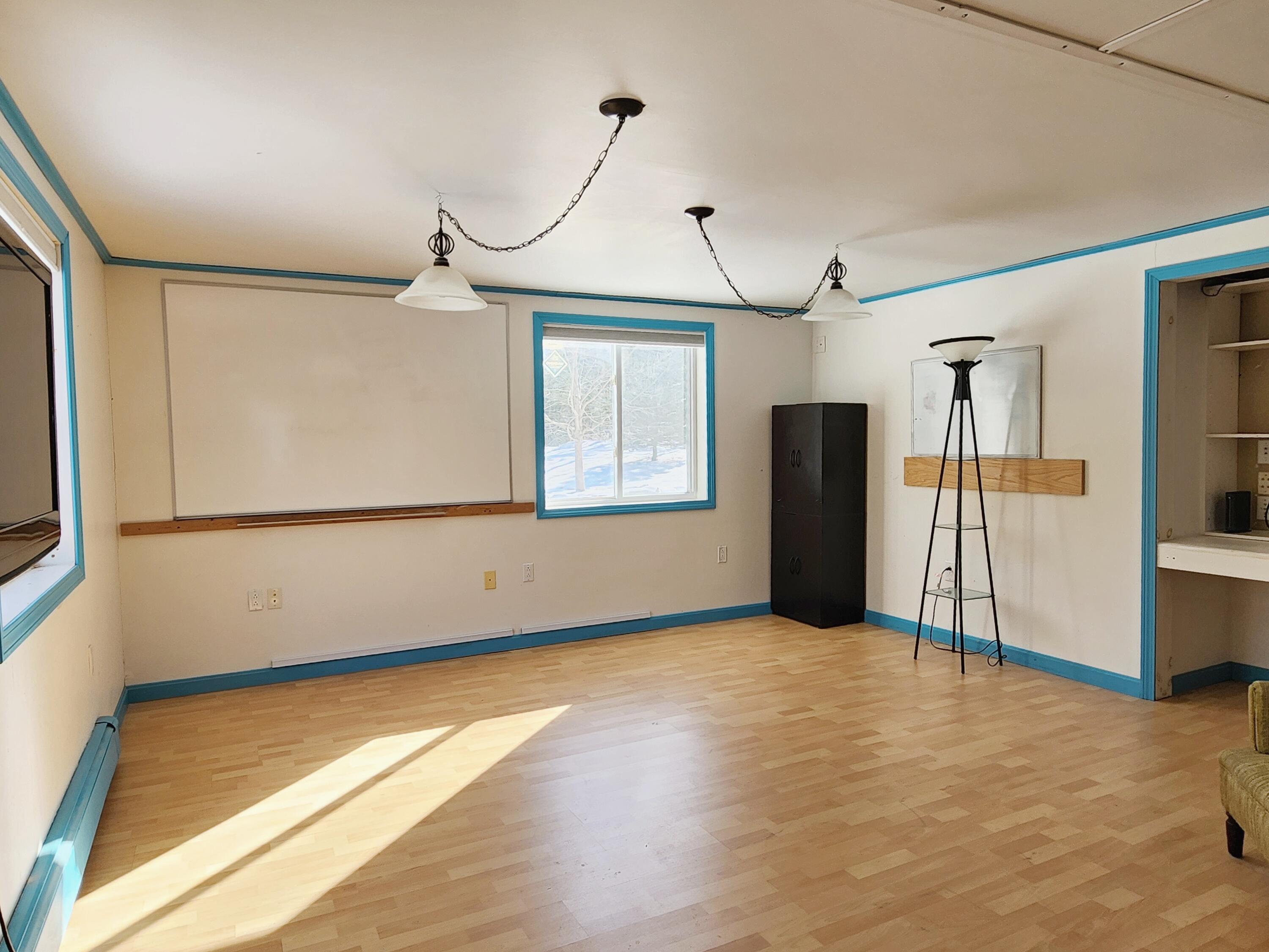 119 Eddy Road Edgecomb ME 04556