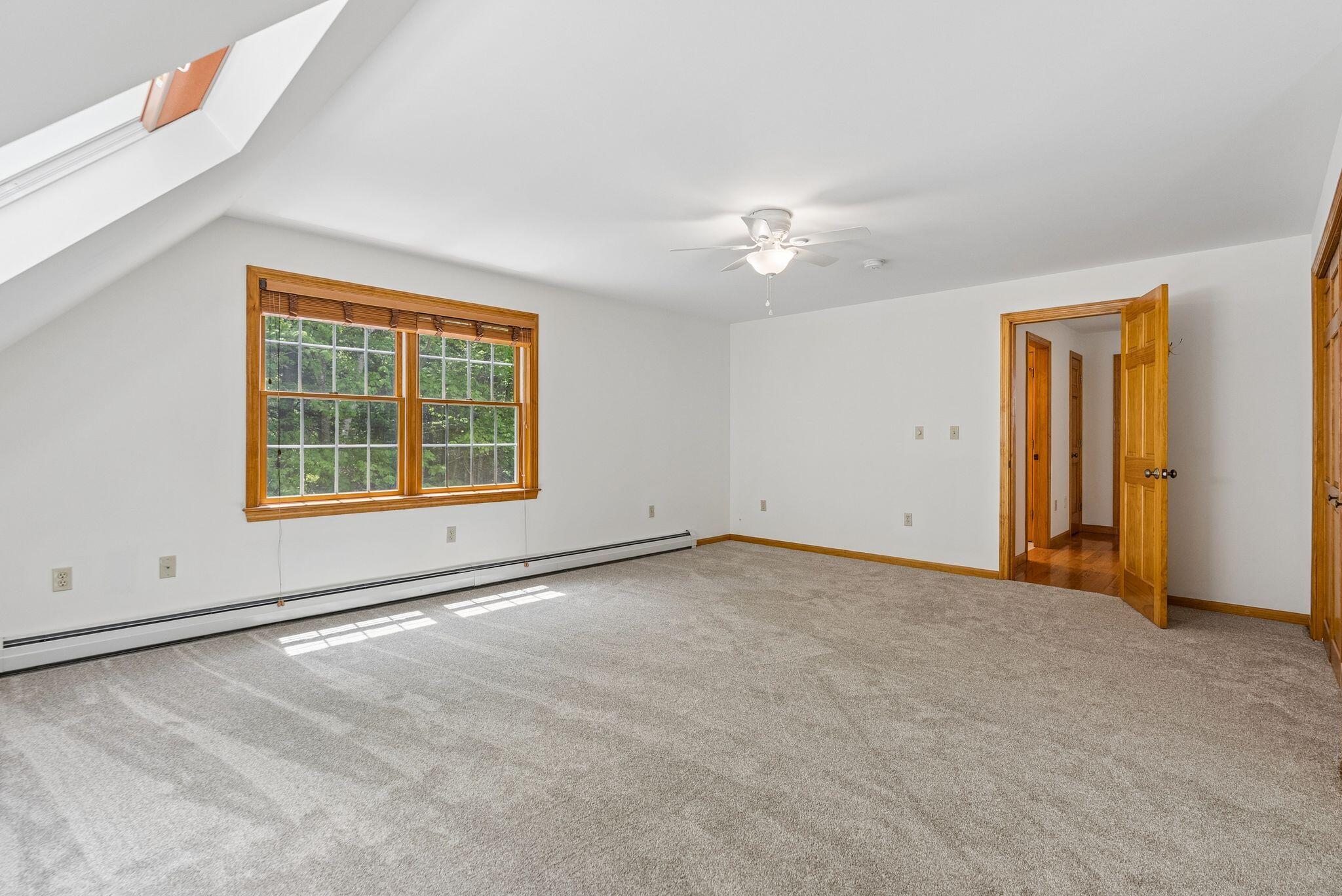 8 Whitney Way Topsham ME 04086