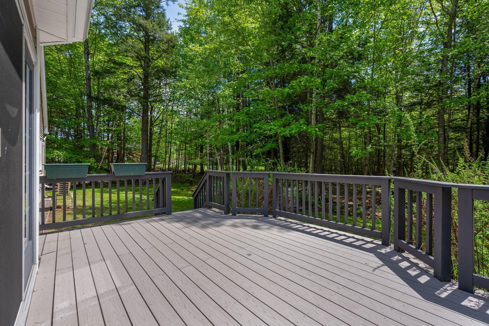 8 Whitney Way Topsham ME 04086