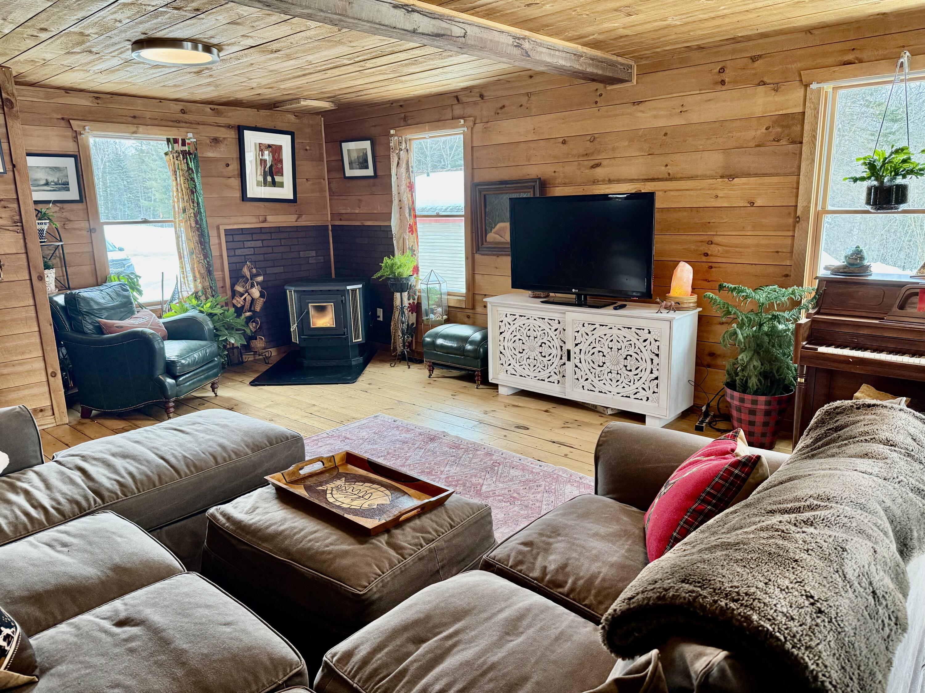 384 Elliottsville Road Monson ME 04464