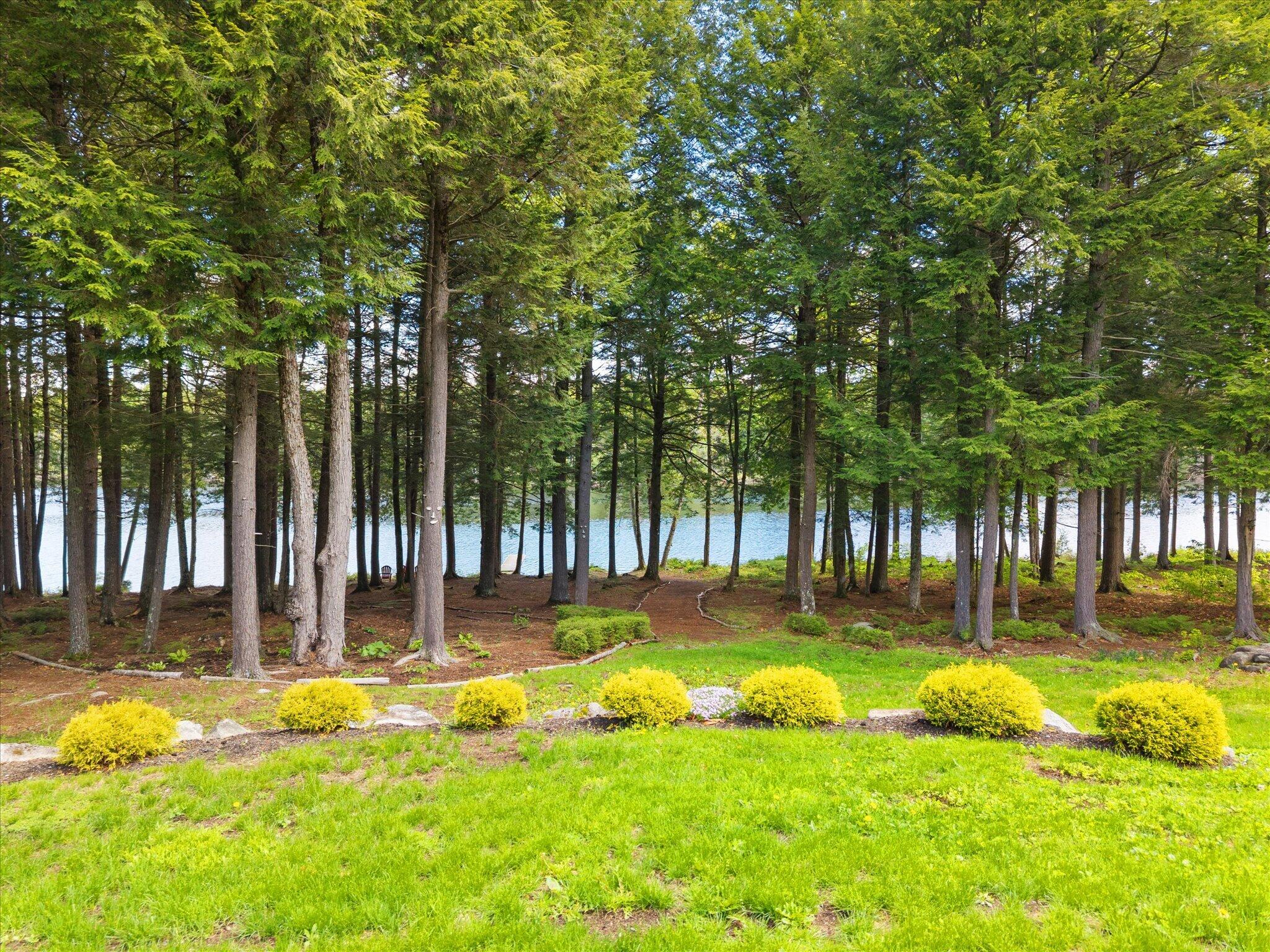 29 Stoney Drive Lincoln ME 04457