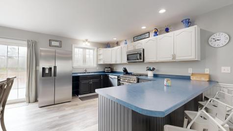 25 Fairview Drive Leeds ME 04263