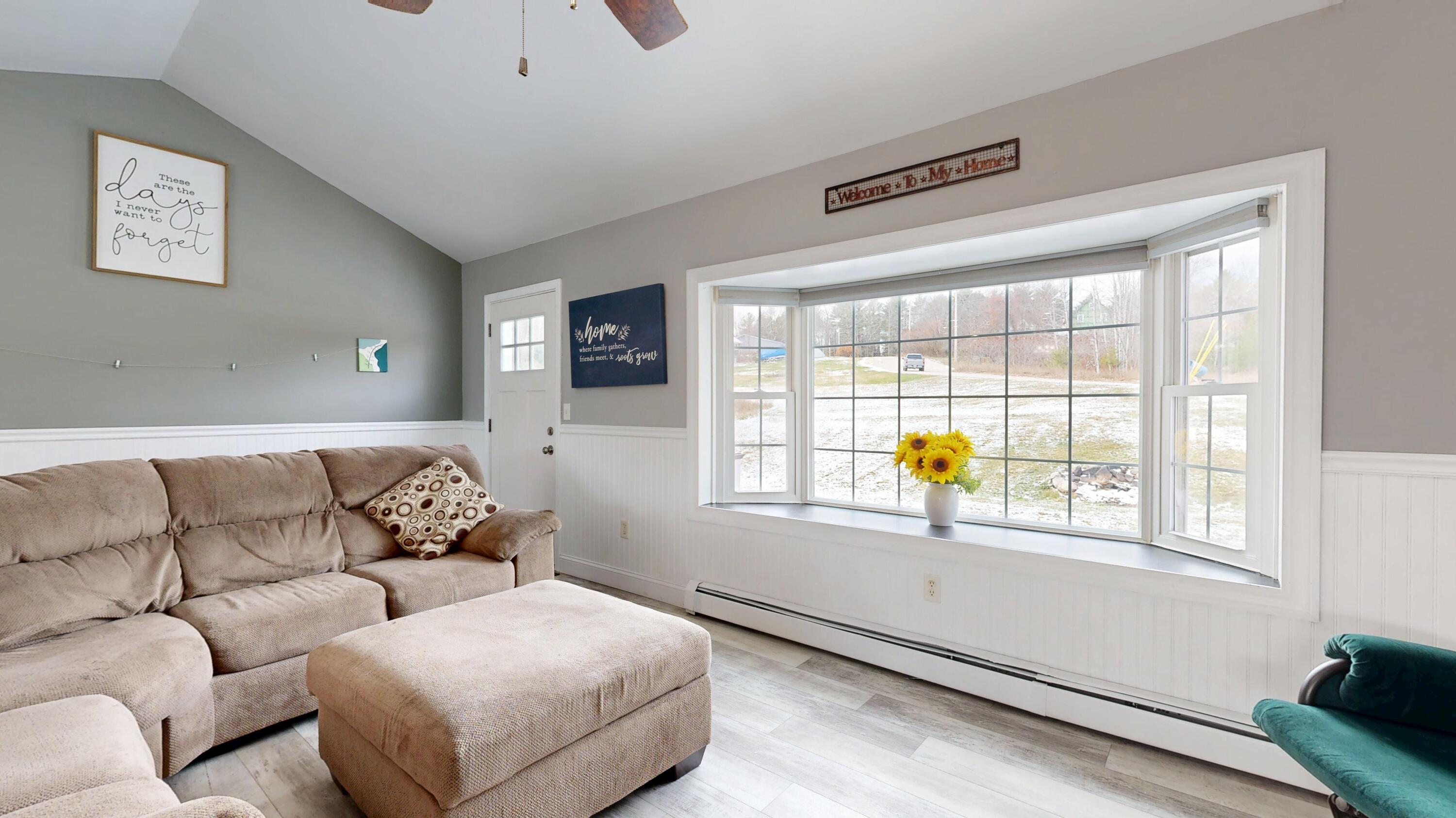 25 Fairview Drive Leeds ME 04263