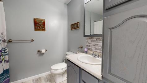 25 Fairview Drive Leeds ME 04263