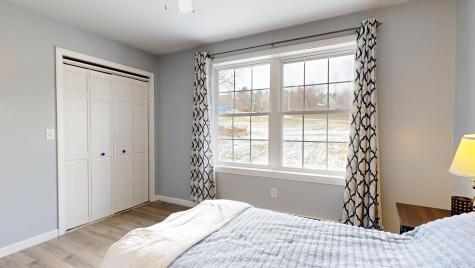 25 Fairview Drive Leeds ME 04263