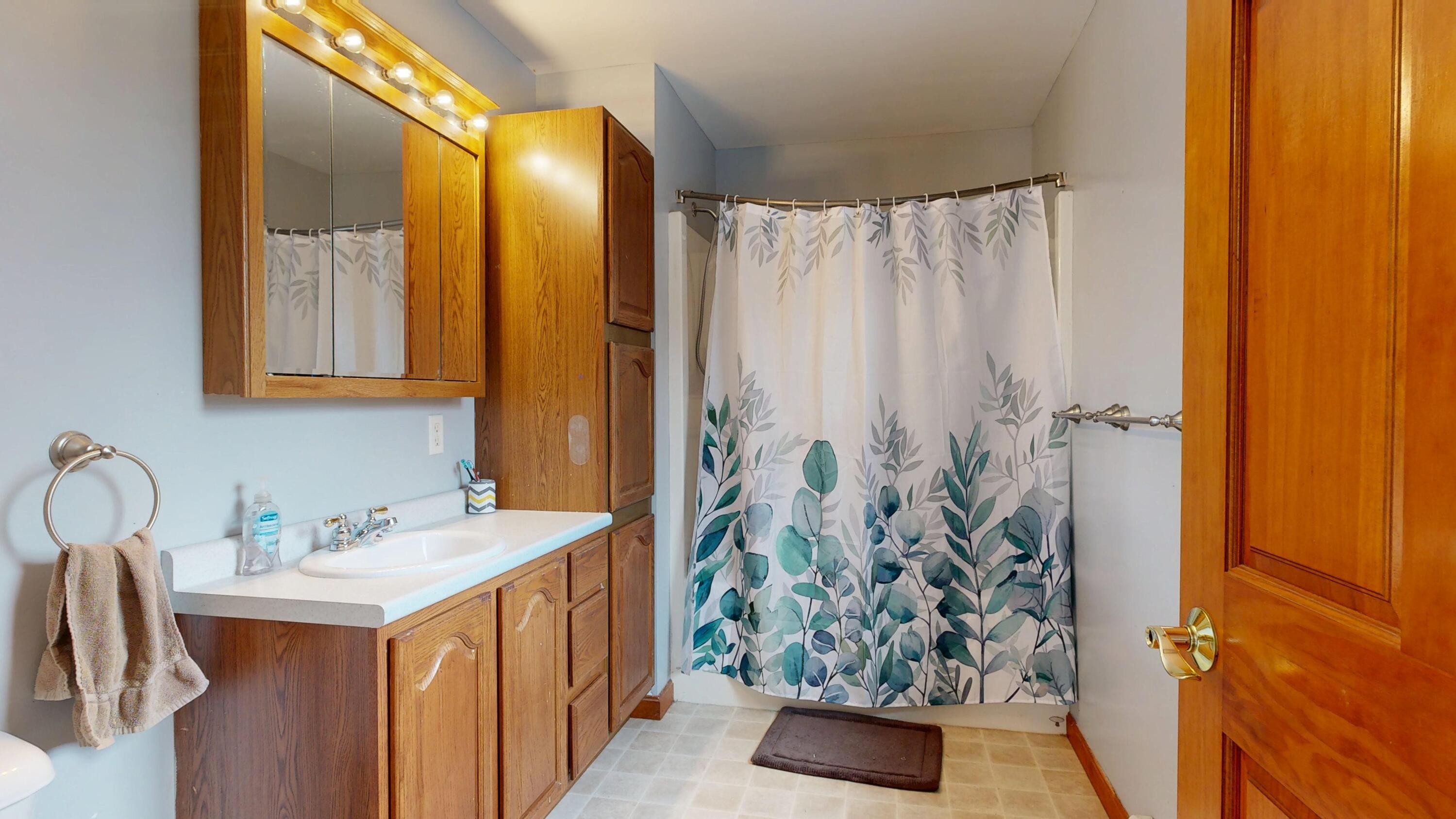 25 Fairview Drive Leeds ME 04263