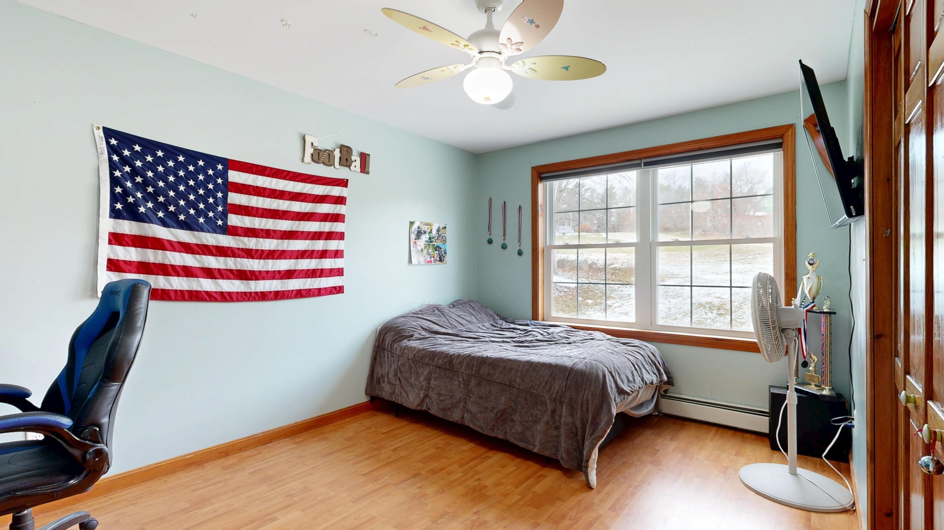 25 Fairview Drive Leeds ME 04263