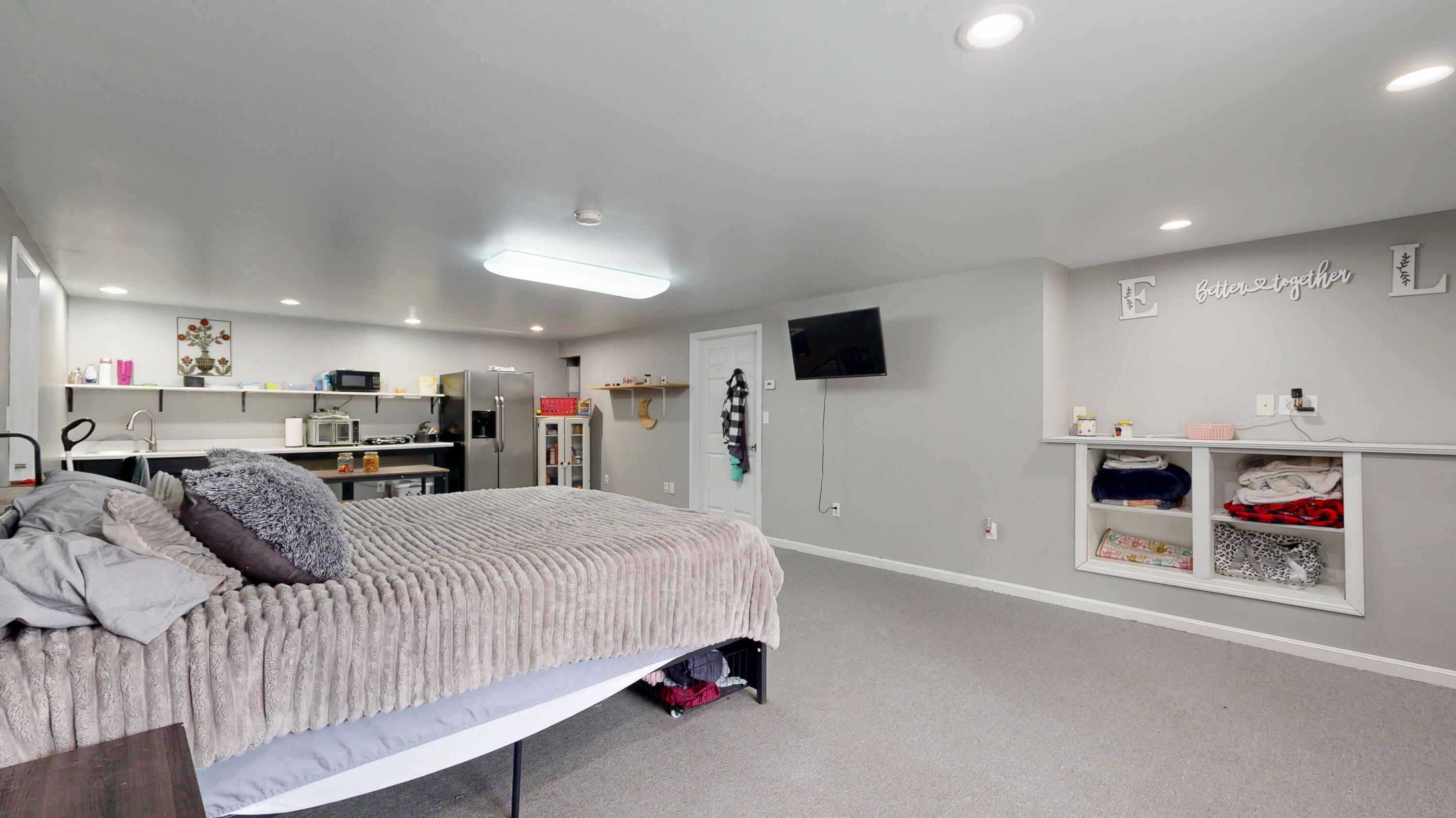 25 Fairview Drive Leeds ME 04263