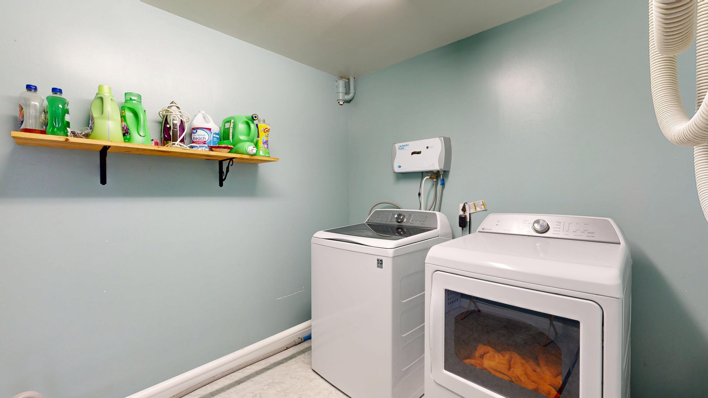 25 Fairview Drive Leeds ME 04263