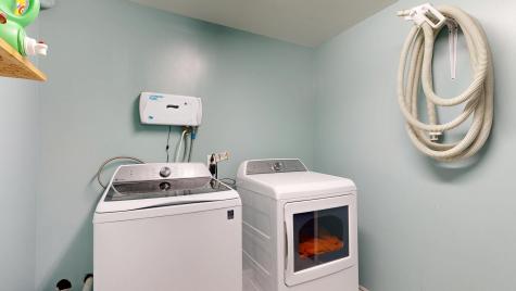 25 Fairview Drive Leeds ME 04263