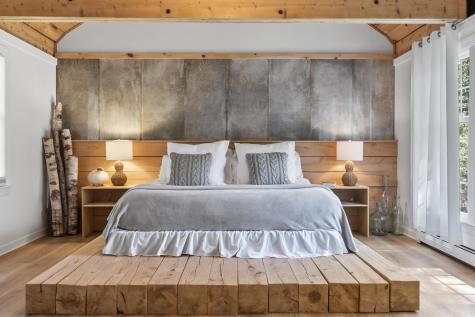 160 Flying Point Road Freeport ME 04032