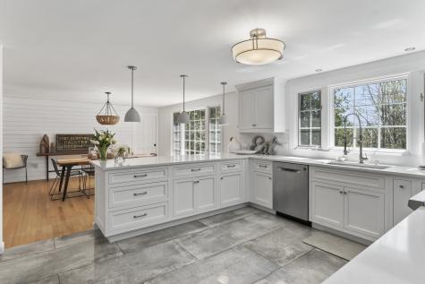 160 Flying Point Road Freeport ME 04032