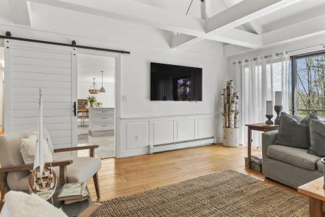 160 Flying Point Road Freeport ME 04032