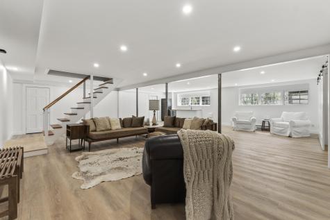 160 Flying Point Road Freeport ME 04032