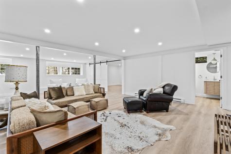 160 Flying Point Road Freeport ME 04032