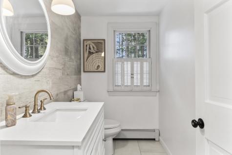 160 Flying Point Road Freeport ME 04032