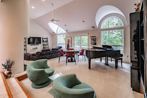 15 Inverness Road Falmouth ME 04105