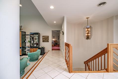 15 Inverness Road Falmouth ME 04105