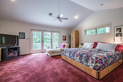 15 Inverness Road Falmouth ME 04105