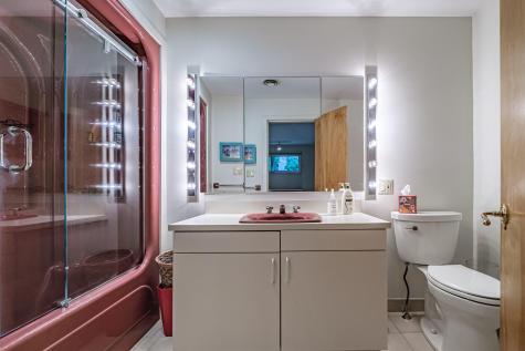 15 Inverness Road Falmouth ME 04105