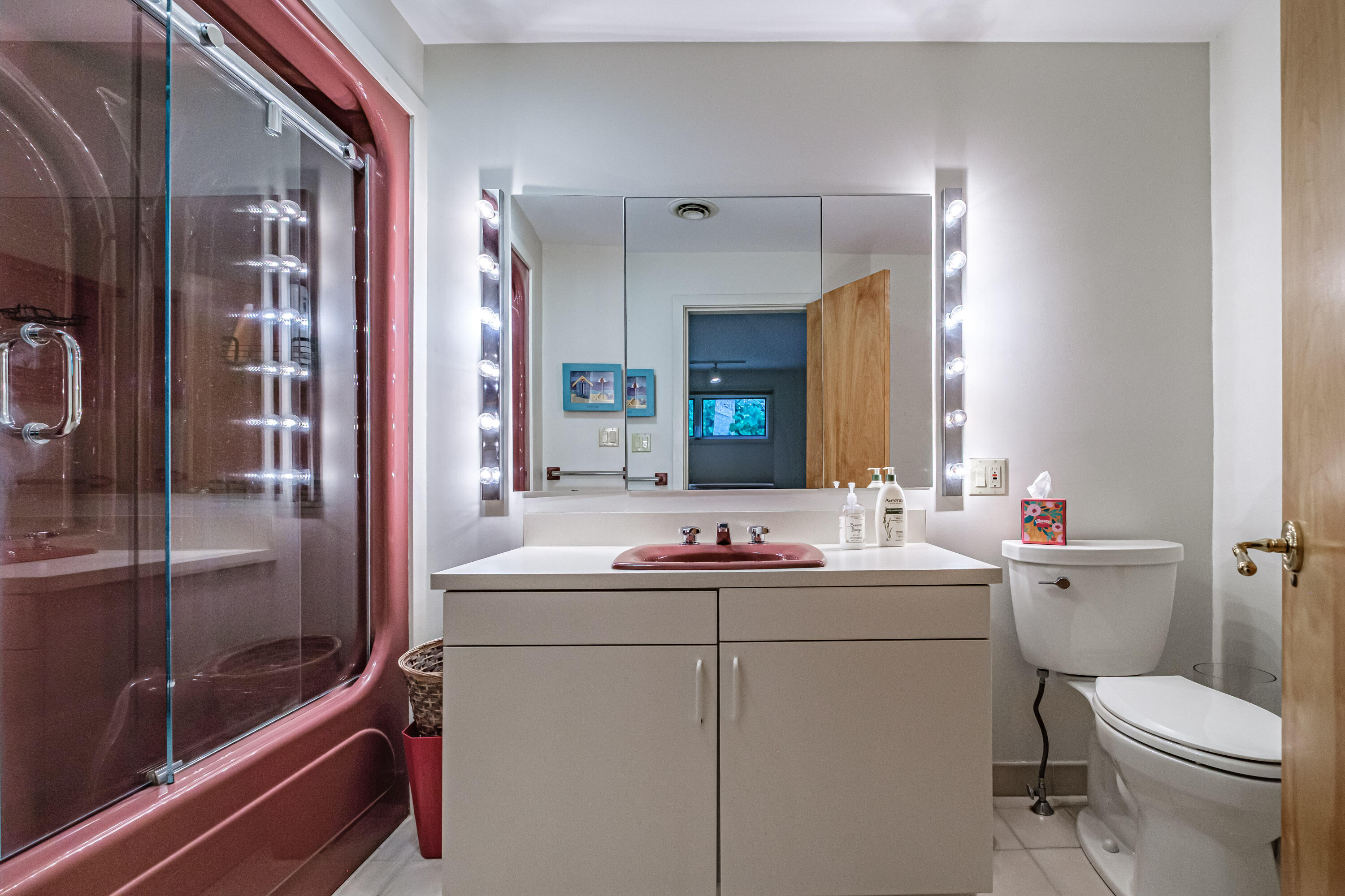 15 Inverness Road Falmouth ME 04105