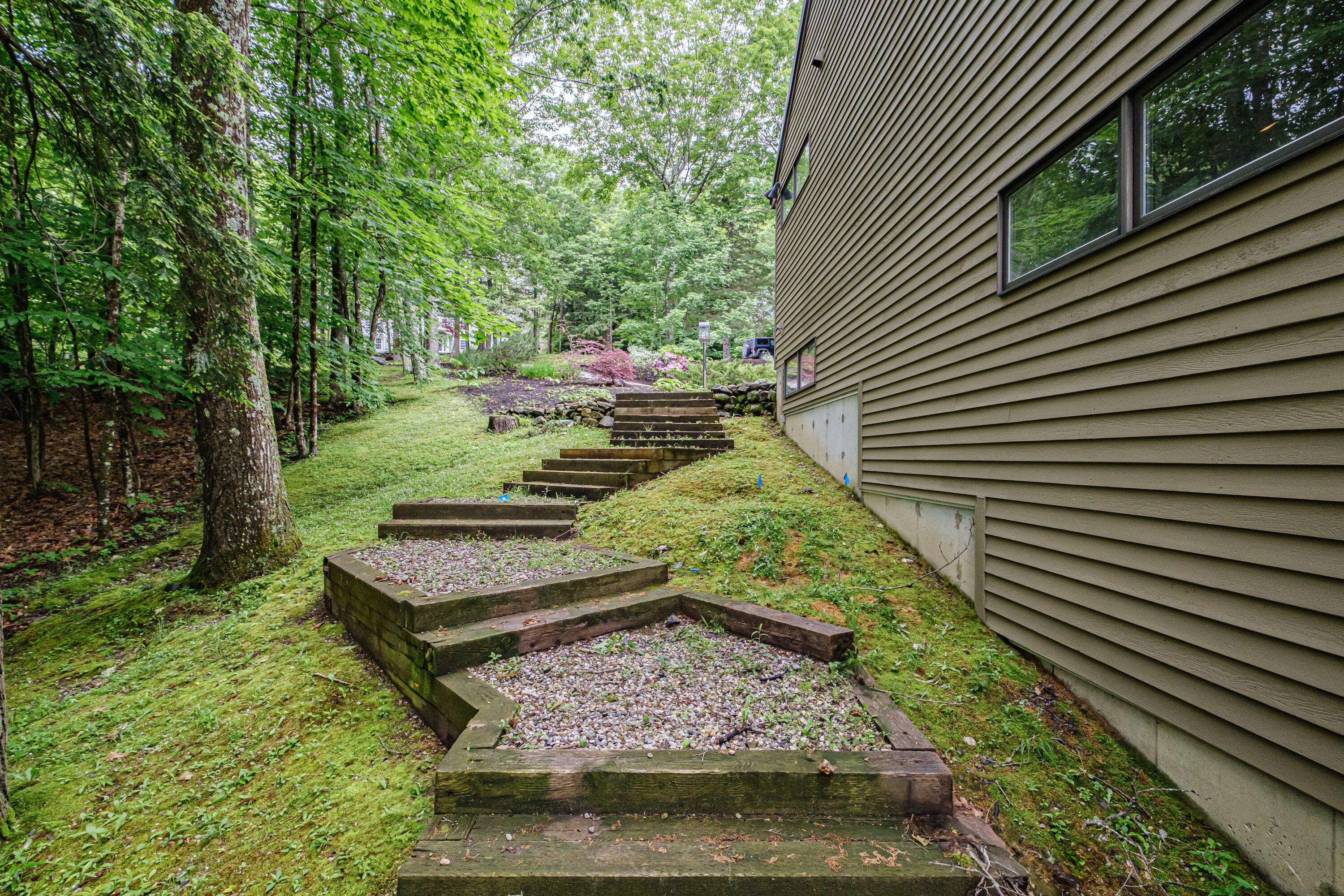 15 Inverness Road Falmouth ME 04105