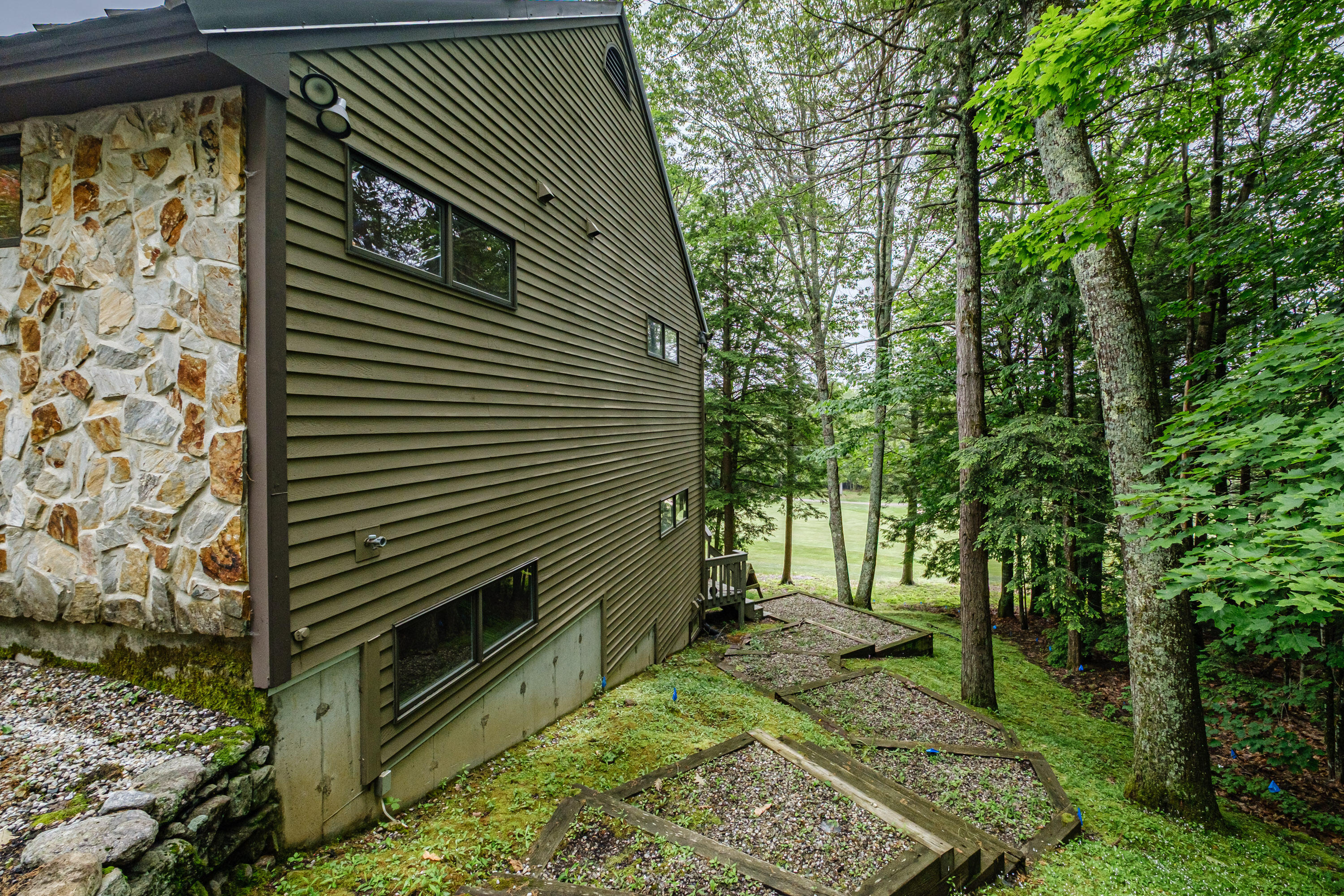 15 Inverness Road Falmouth ME 04105