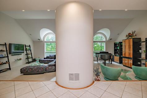 15 Inverness Road Falmouth ME 04105