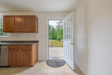 7 Riley's Way Lamoine ME 04605